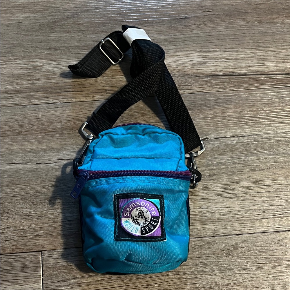 Vintage Samsonite Unisex Camera or Crossbody bag